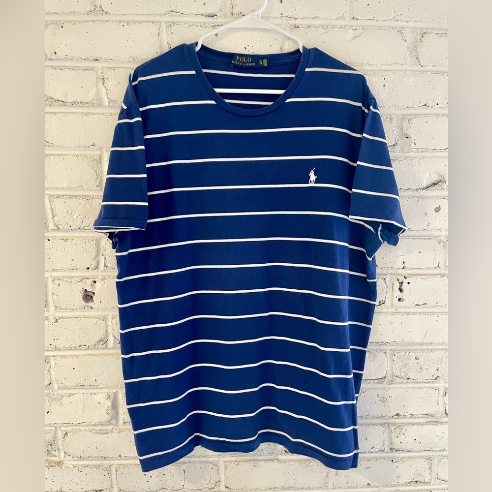 Ralph Lauren T-Shirt Size XL. Great Condition